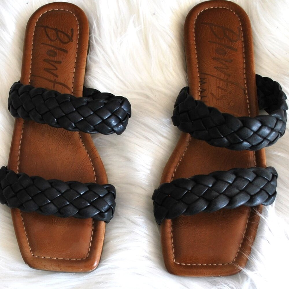 Blowfish Zelie Black Mandala Braided Slip On Sandals 10 - Picture 2 of 3
